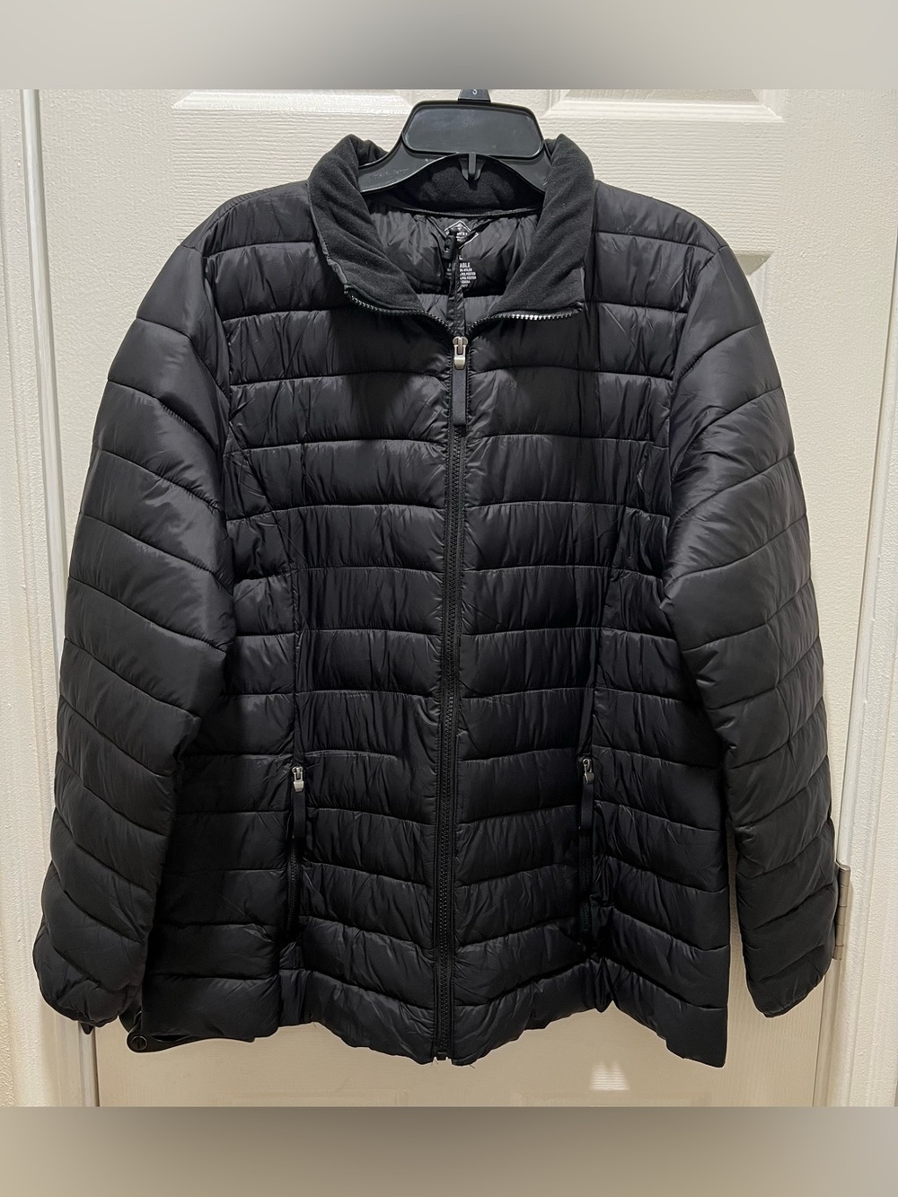 St. John's Bay Black Packable Puffer Jacket Size: XL